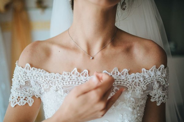 Broderies personnalisées : transformez vos idées en réalité avec une couturière